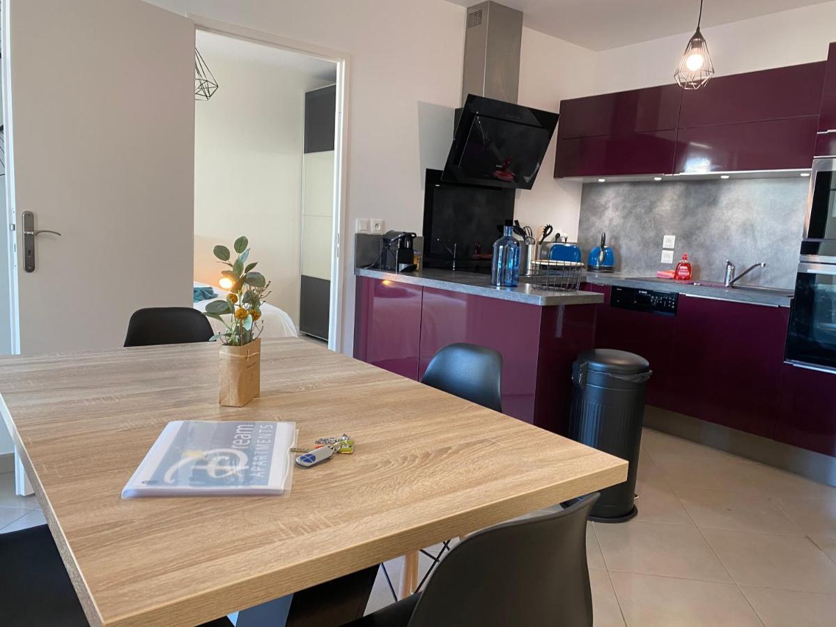 Douillet By Dream Apartments Серрі Екстер'єр фото